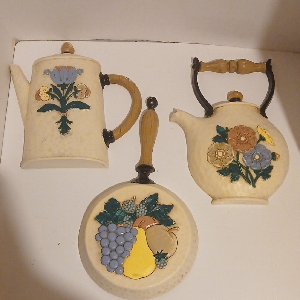 Vtg 1995 Home Interiors Cream and Multicolor Wall Accents